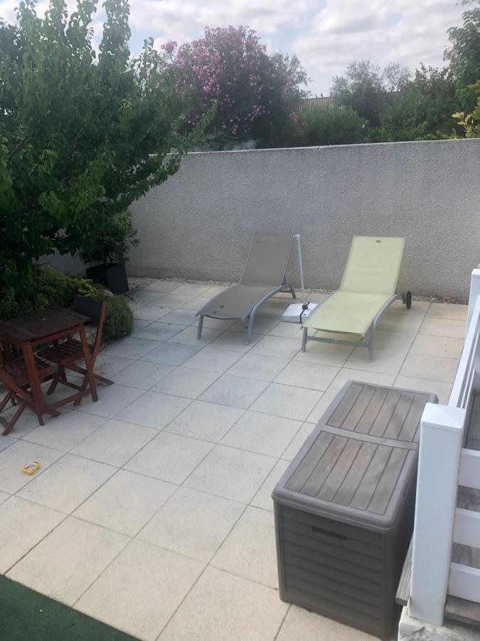 Les Amandiers Abeilhan Exterior foto