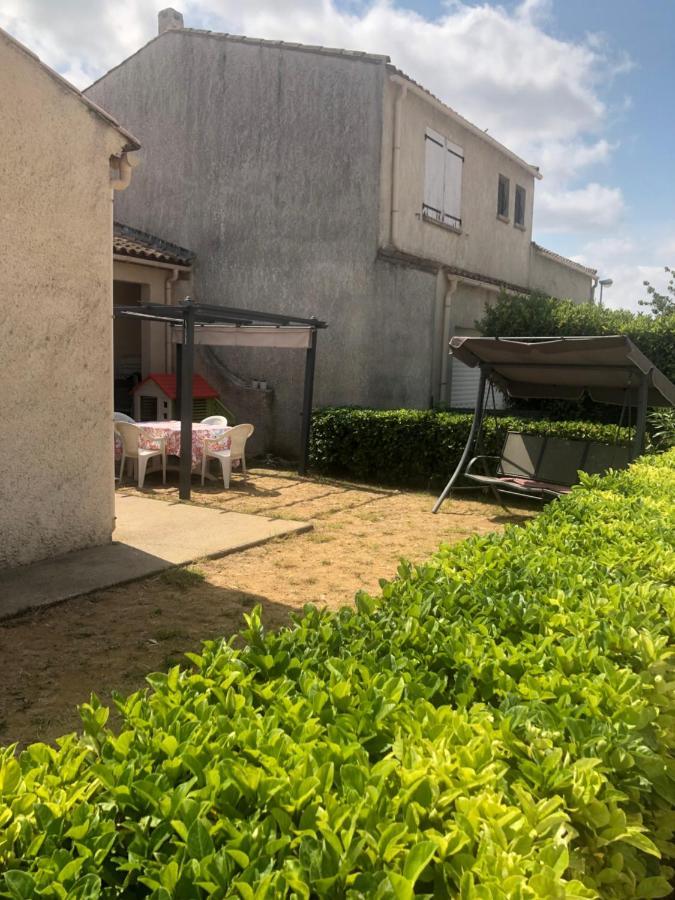 Les Amandiers Abeilhan Exterior foto